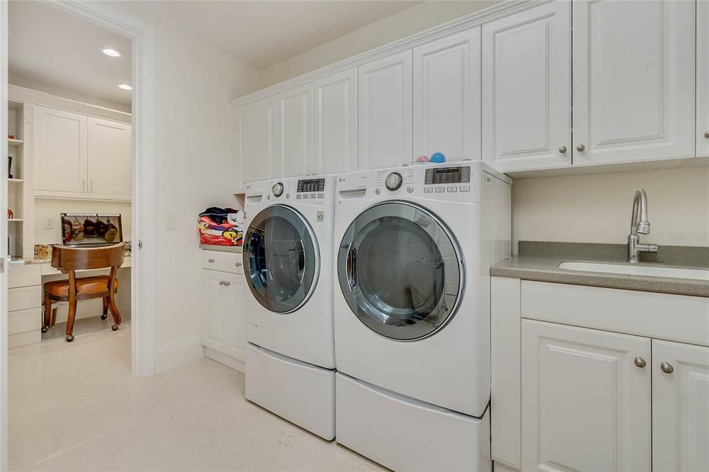 Interior, Recessed Lighting, Washer