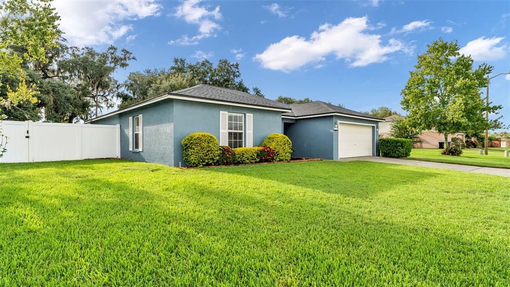 Backyard, Detached Garage, Exterior