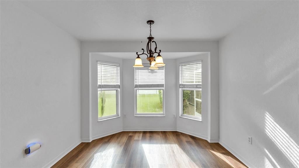 Chandelier, Empty room, Interior, Wood Texture Flooring