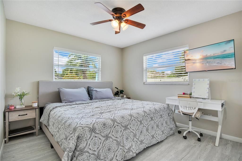 Bedroom, Home Office, Interior, Wood Texture Flooring
