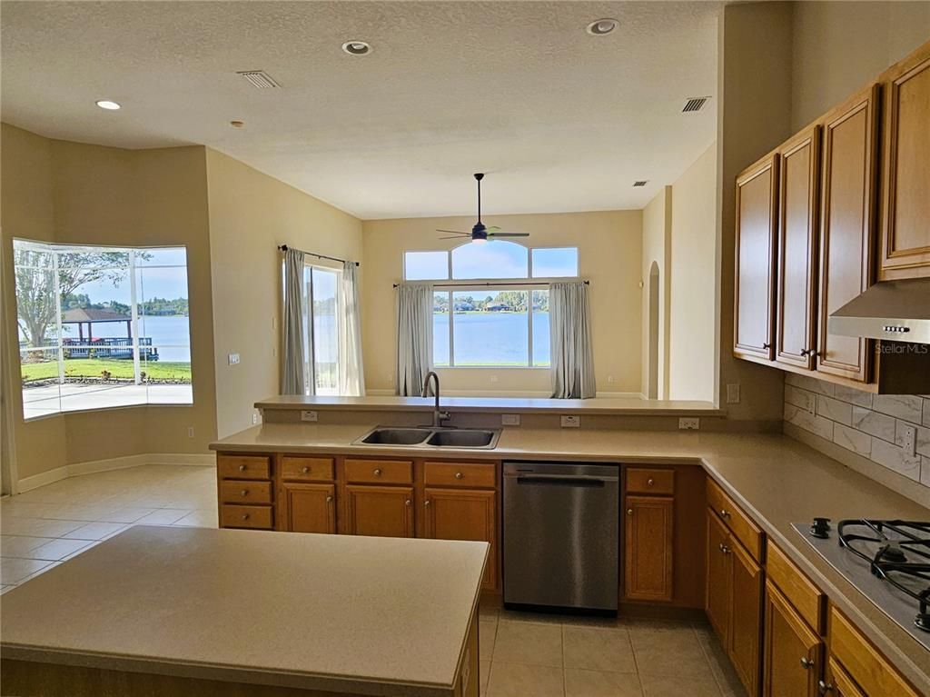 Interior, Kitchen, Recessed Lighting, Water