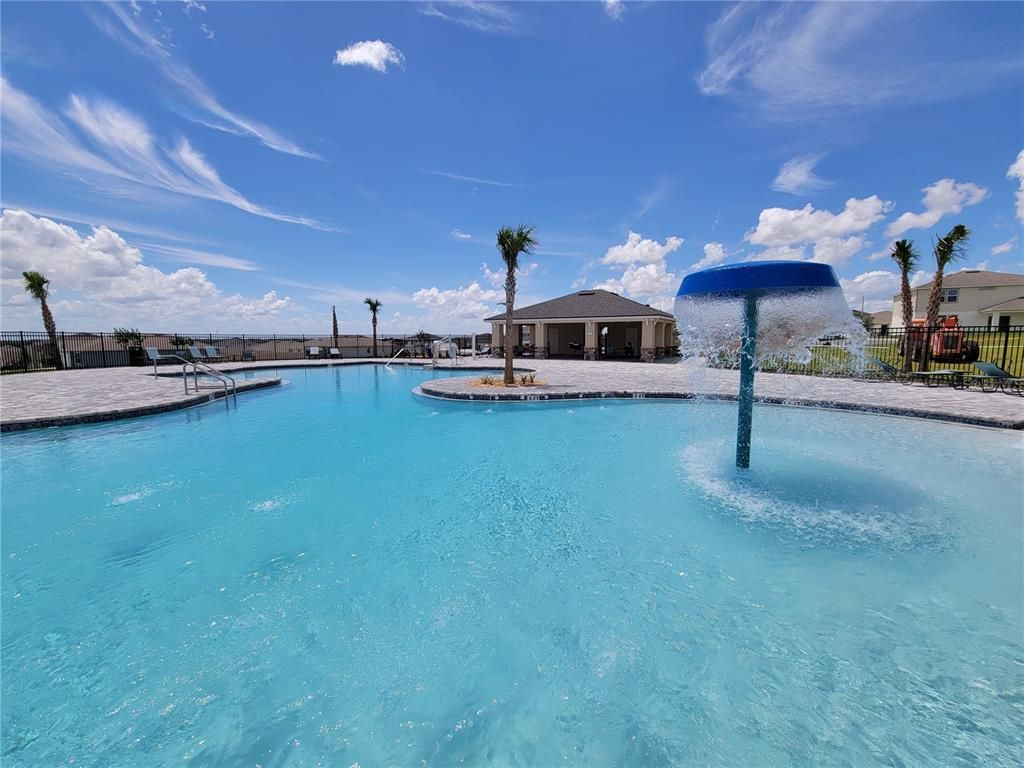 Exterior, Pool