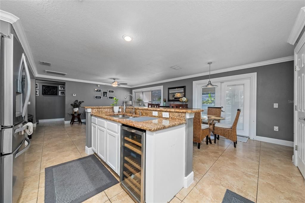 Dining room, Interior, Kitchen, Pendant Lights, Recessed Lighting