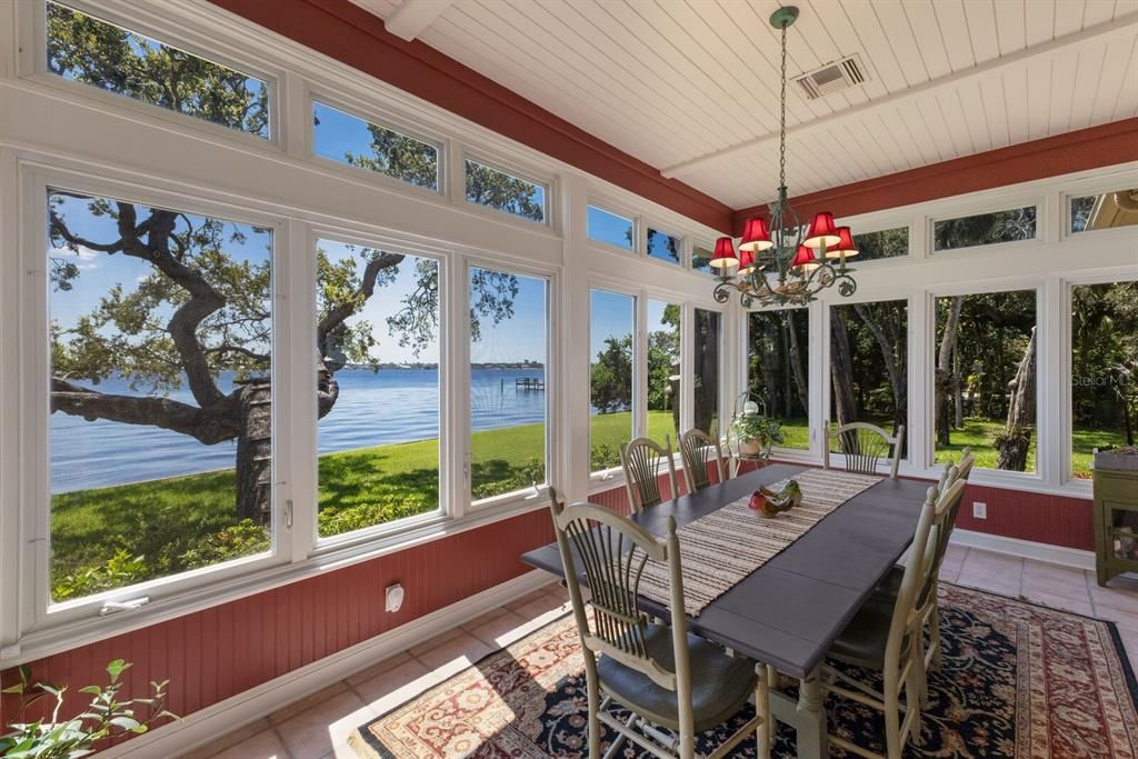Chandelier, Dining room, Interior, Sun Room, Water