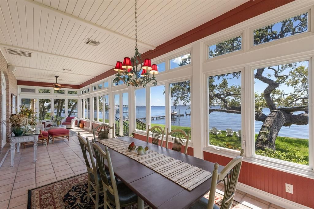Chandelier, Dining room, Interior, Sun Room, Water