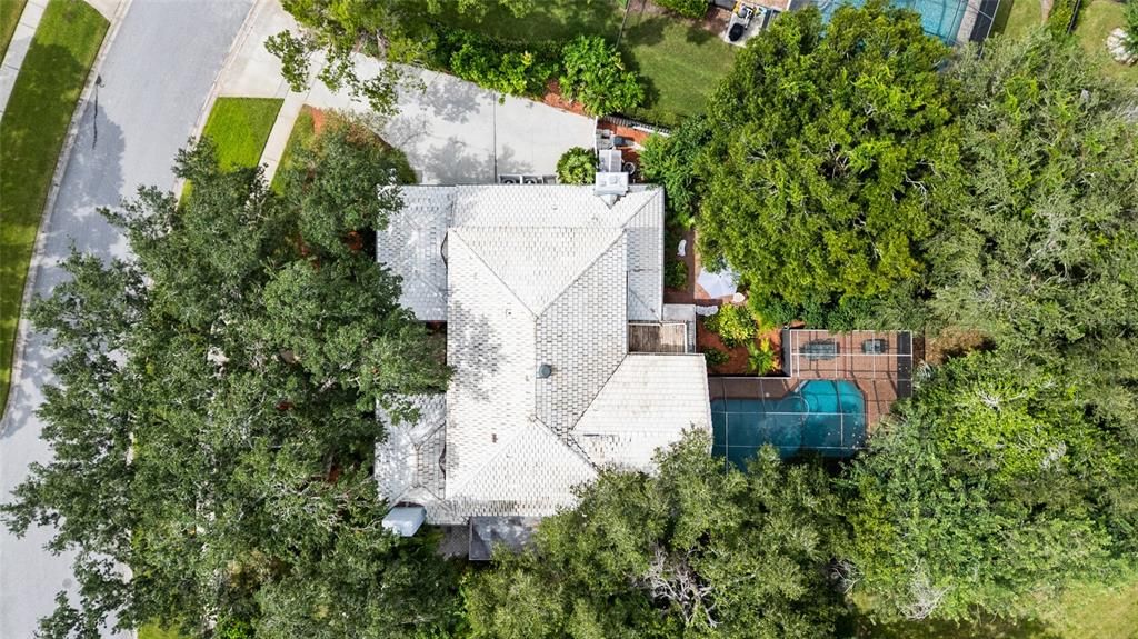 Exterior, Drone
