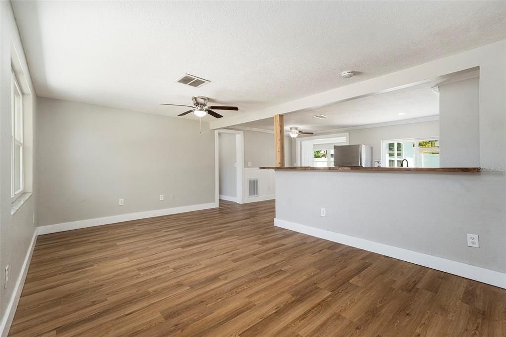 Empty room, Interior, Recessed Lighting, Wood Texture Flooring