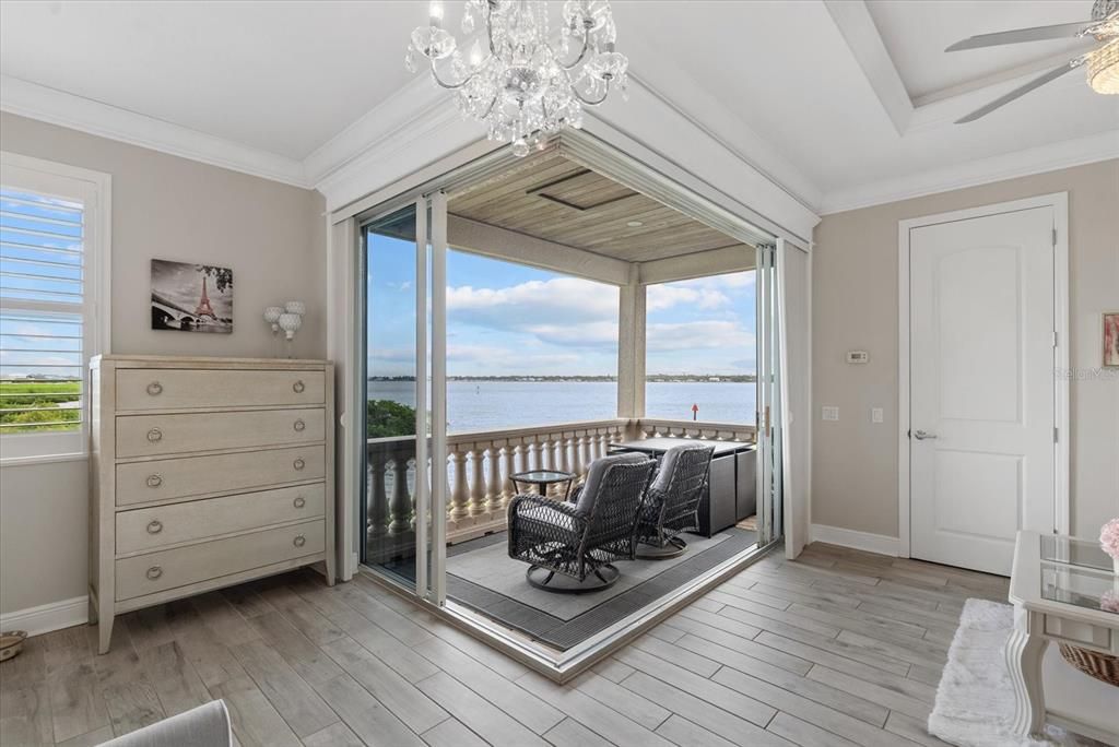 Chandelier, Interior, Water, Wood Texture Flooring