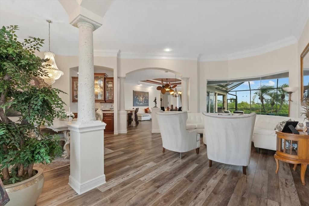 Dining room, Interior, Living room, Pendant Lights, Recessed Lighting, Wood Texture Flooring