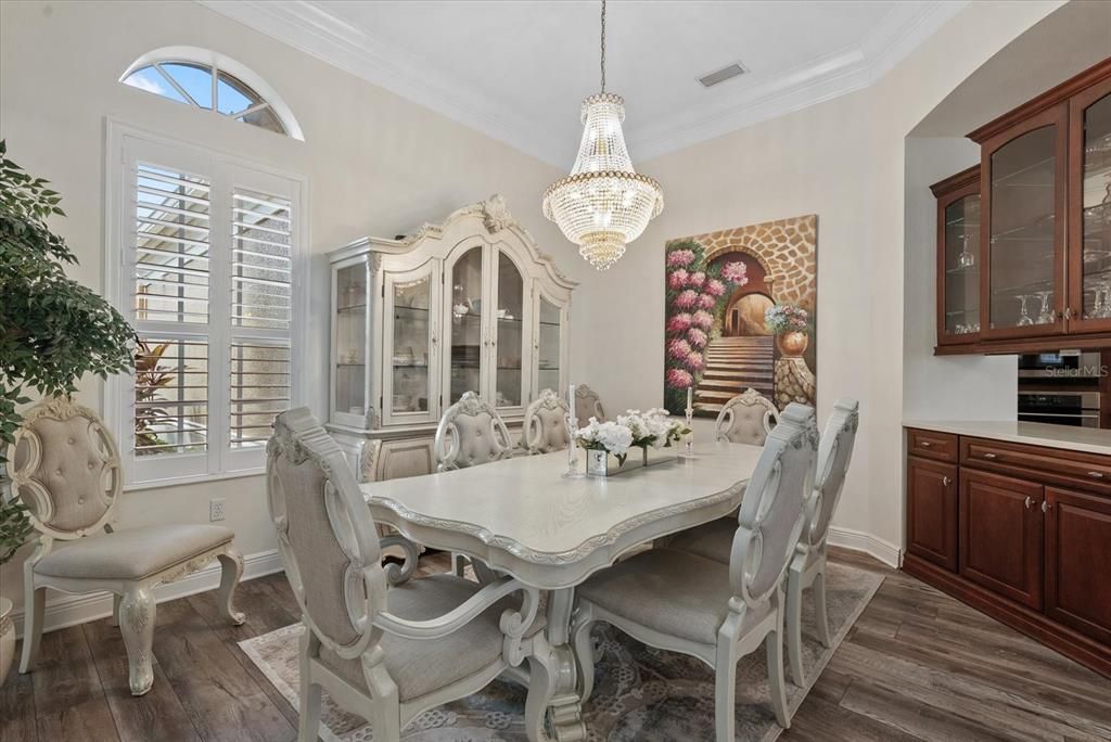 Chandelier, Dining room, Interior, Wood Texture Flooring