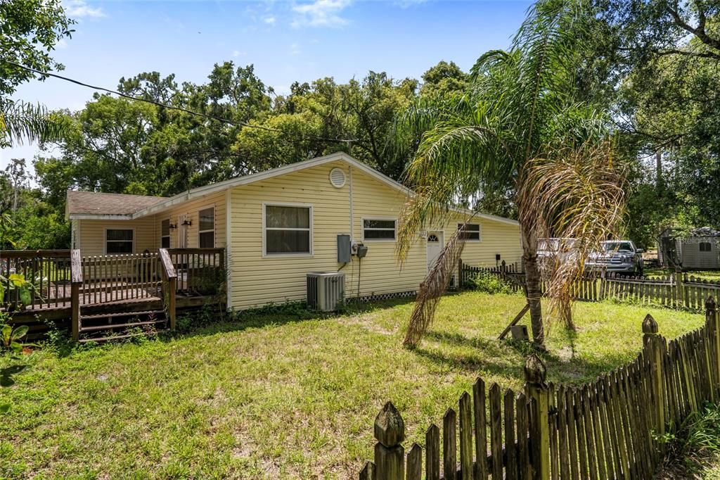 Backyard, Exterior