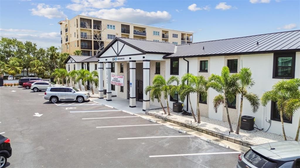 Exterior, Facade, Condo Building