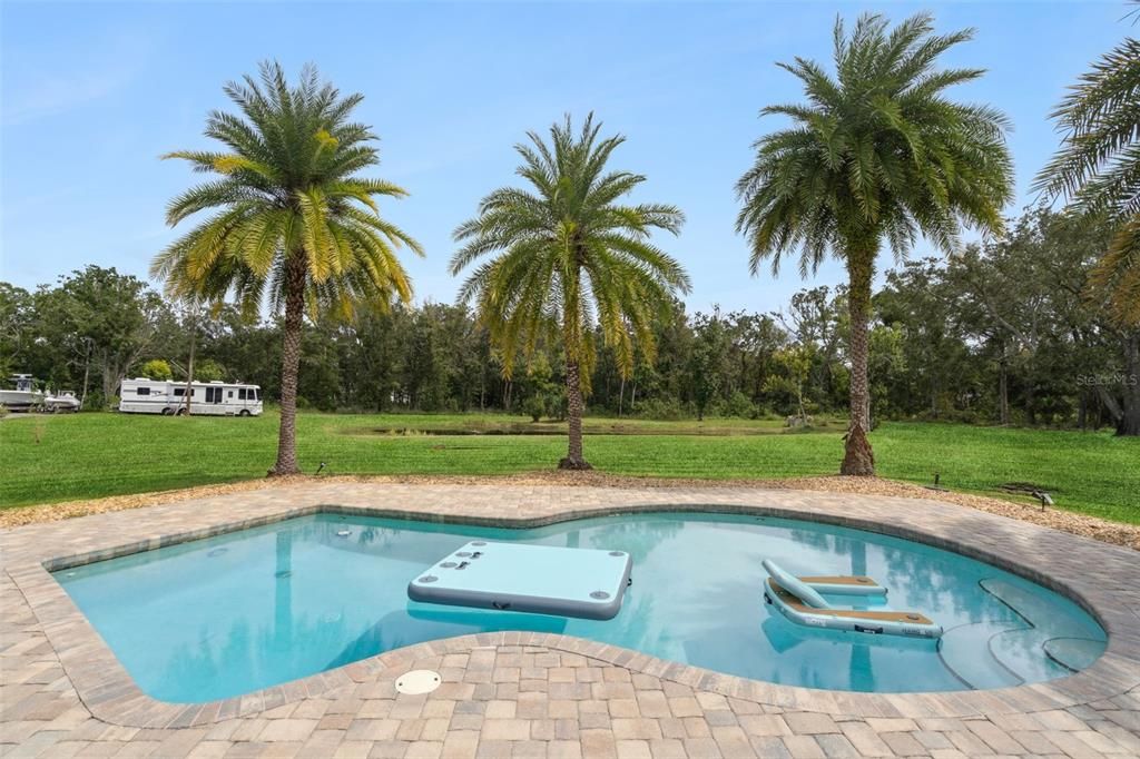 Exterior, Hot Tub, Pool