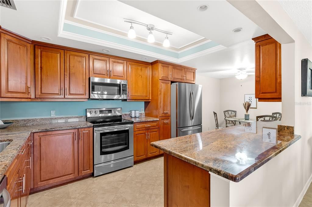 Dining room, Interior, Kitchen, Recessed Lighting, Stainless Steel Appliances