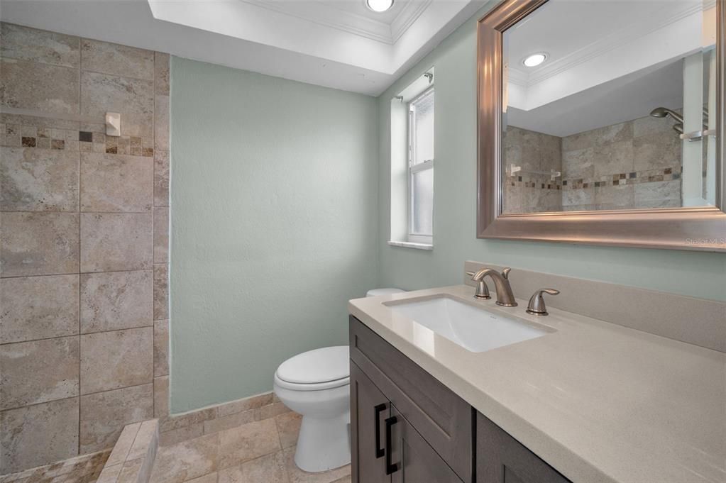 Bathroom, Interior, Recessed Lighting