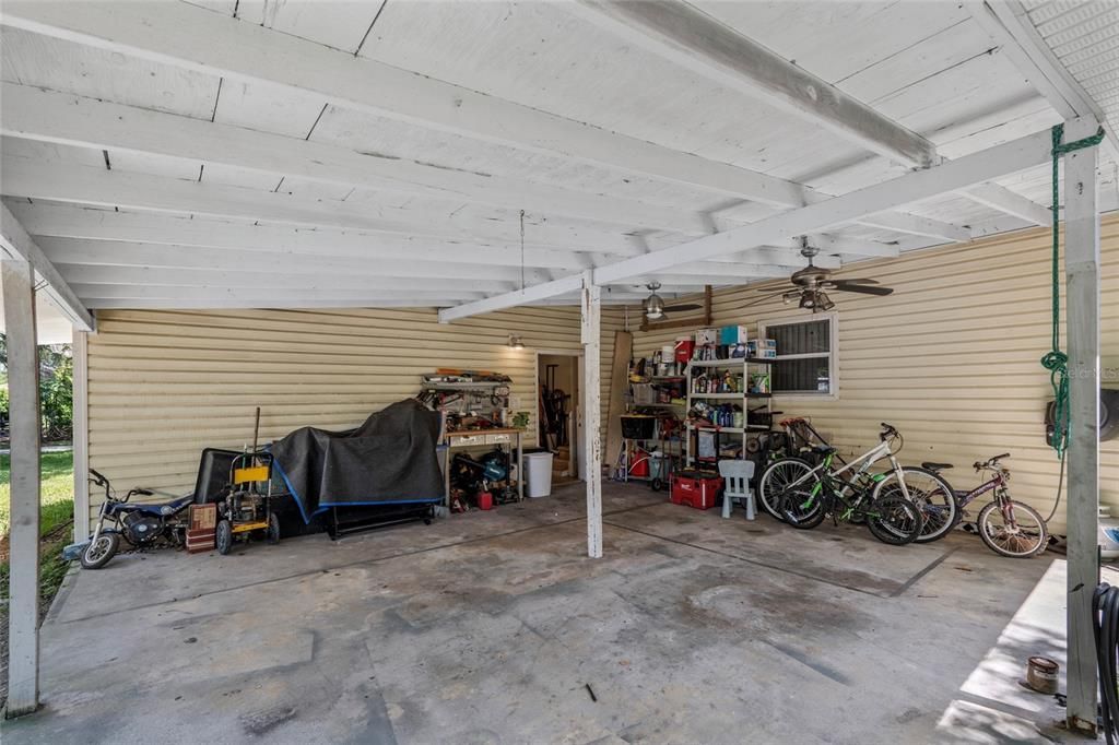 Garage, Interior
