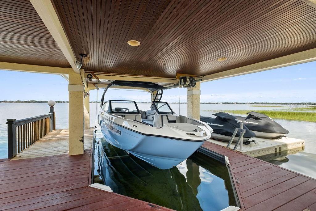 Exterior, Water