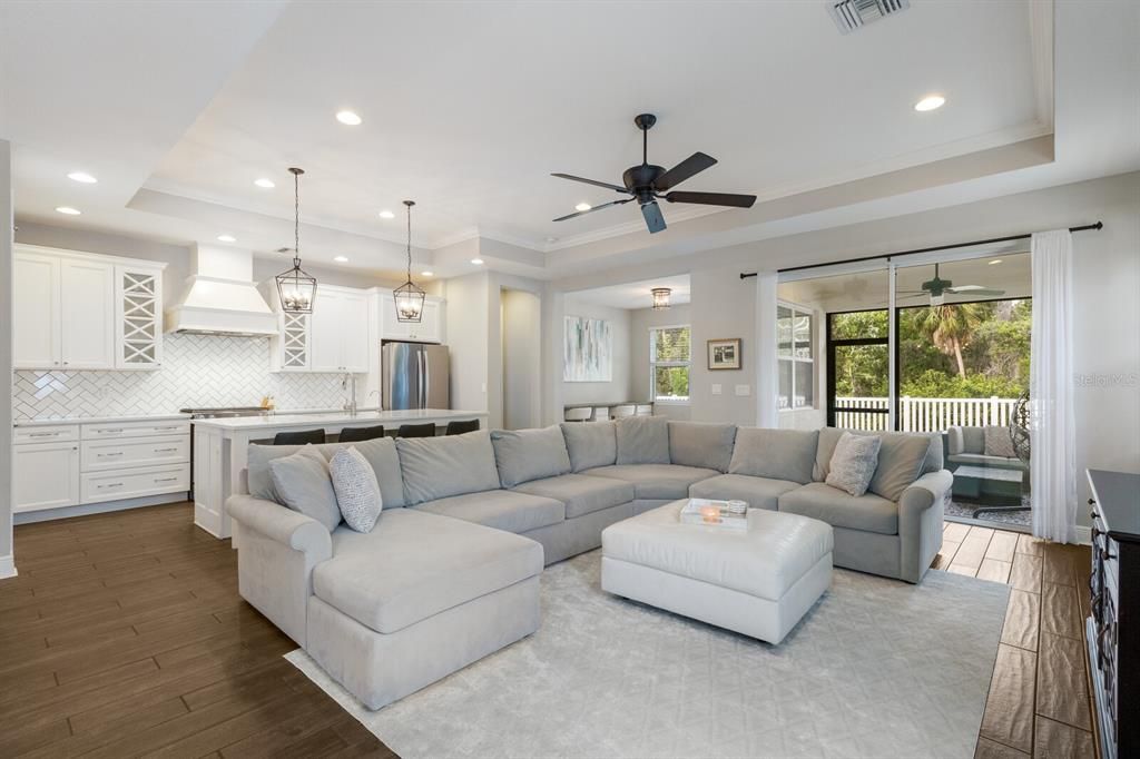 Interior, Kitchen, Living room, Pendant Lights, Recessed Lighting, Stainless Steel Appliances, Wood Texture Flooring