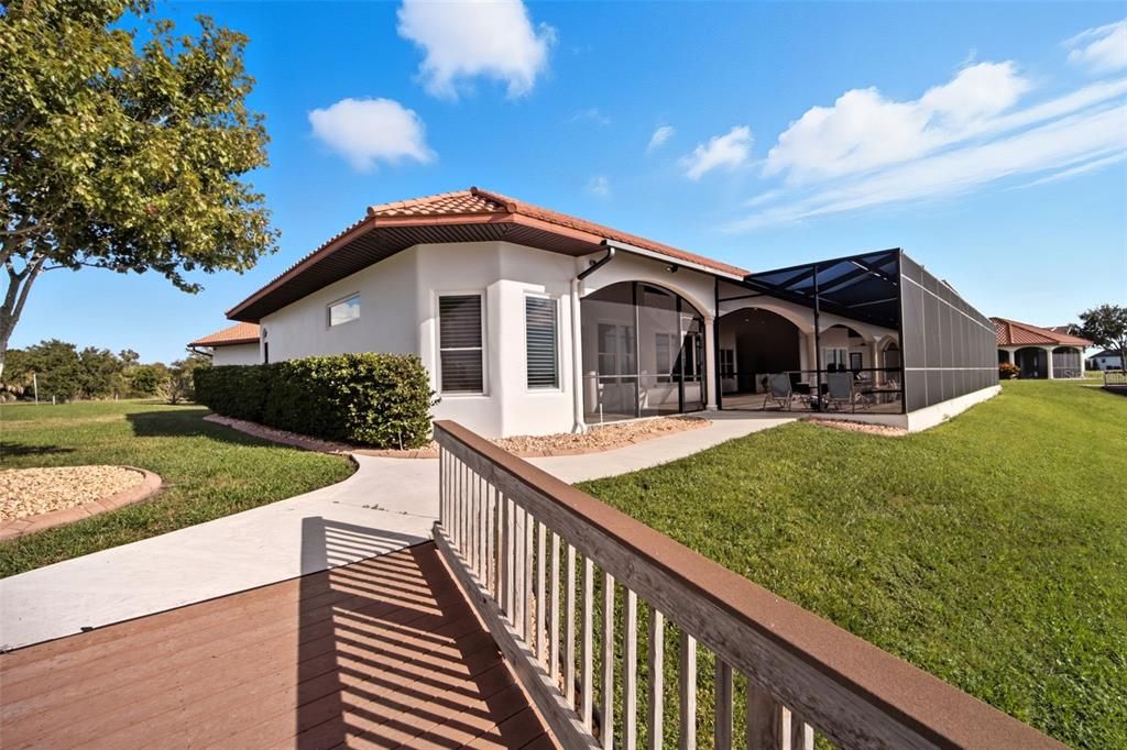 Backyard, Exterior