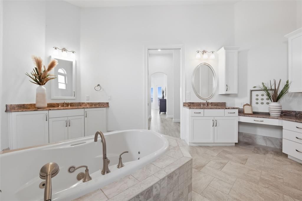 Bathroom, Dual Sink Vanities, Interior