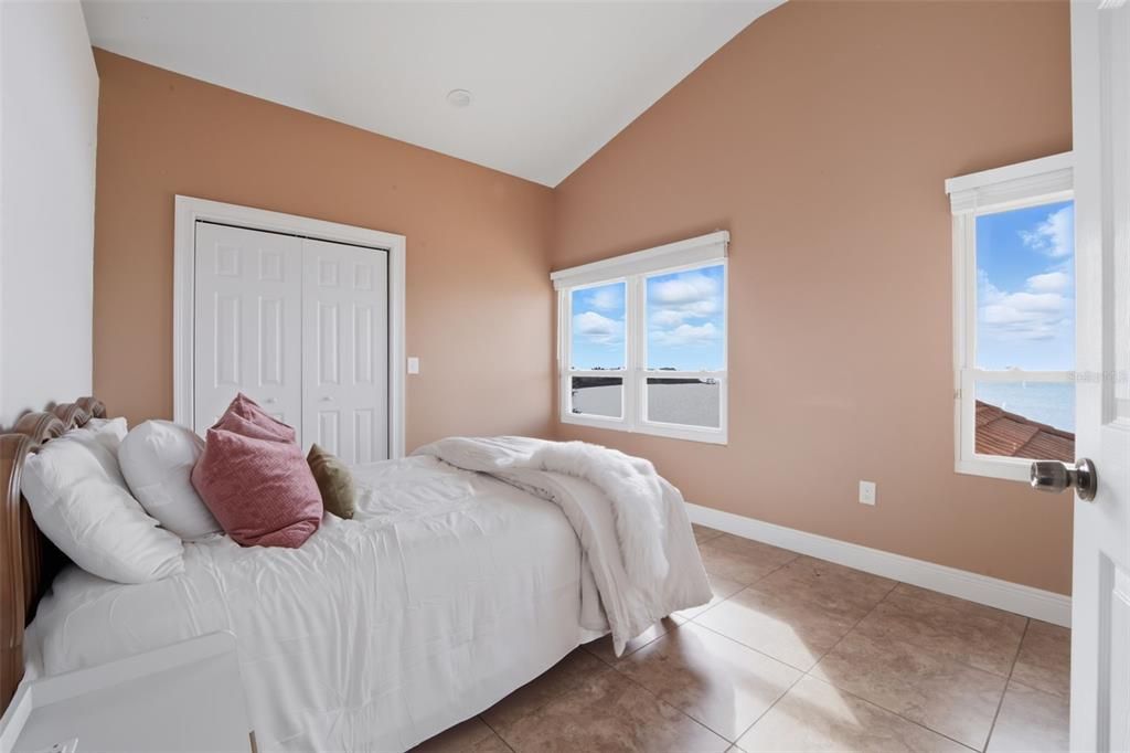 Bedroom, Interior, Water