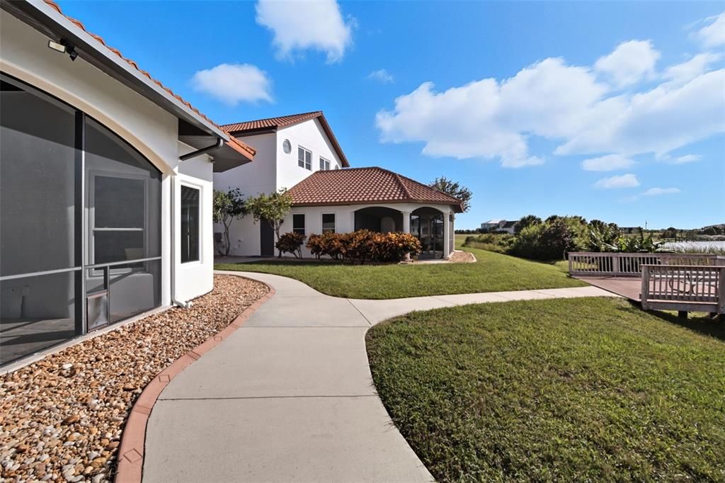 Backyard, Exterior