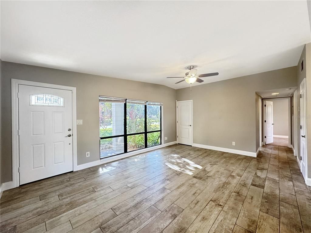 Empty room, Interior, Wood Texture Flooring