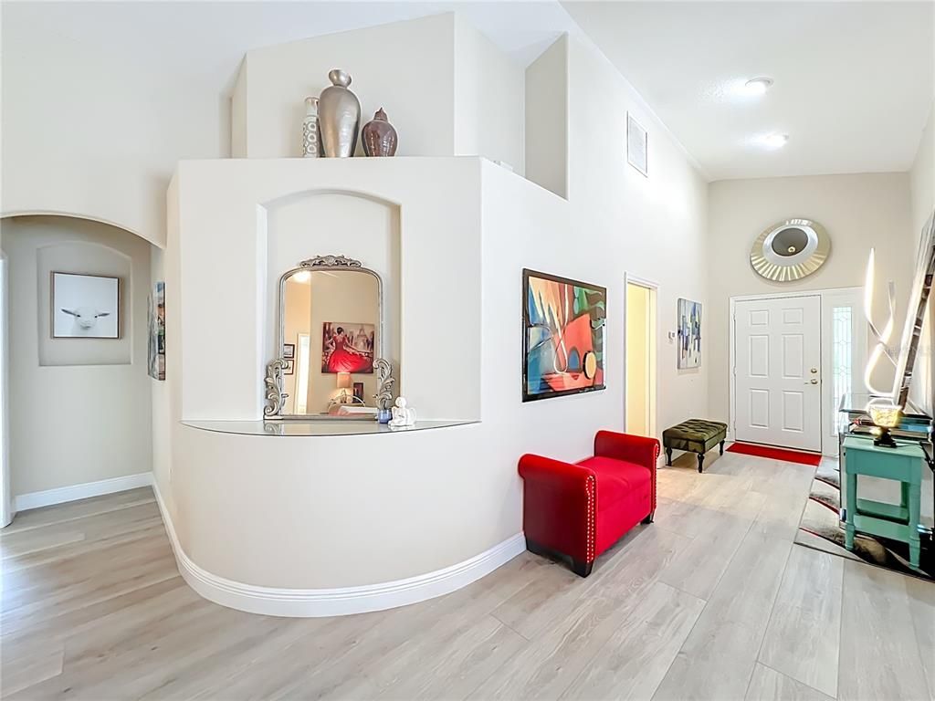 Interior, Recessed Lighting, Wood Texture Flooring