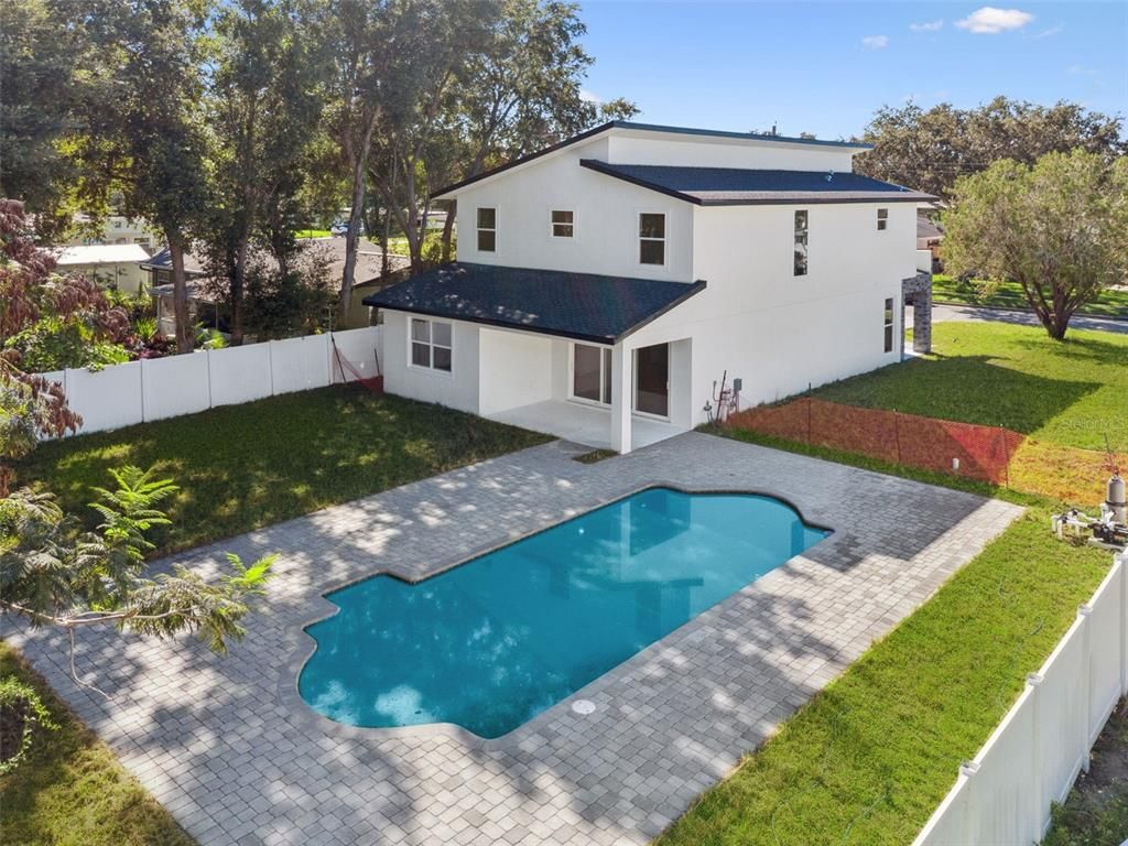 Exterior, Pool
