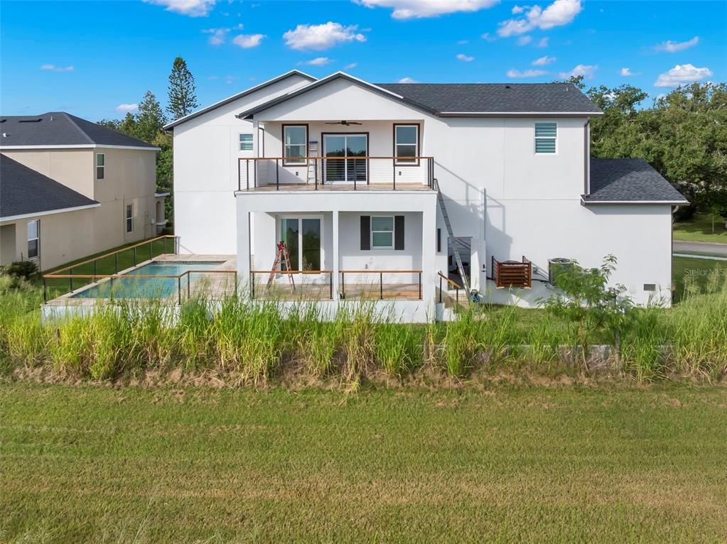 Backyard, Exterior, Facade, Pool, Farmhouse