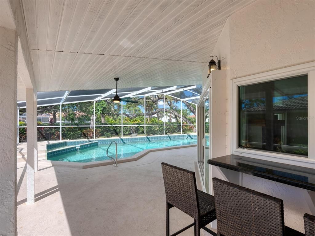 Interior, Pool, Sun Room