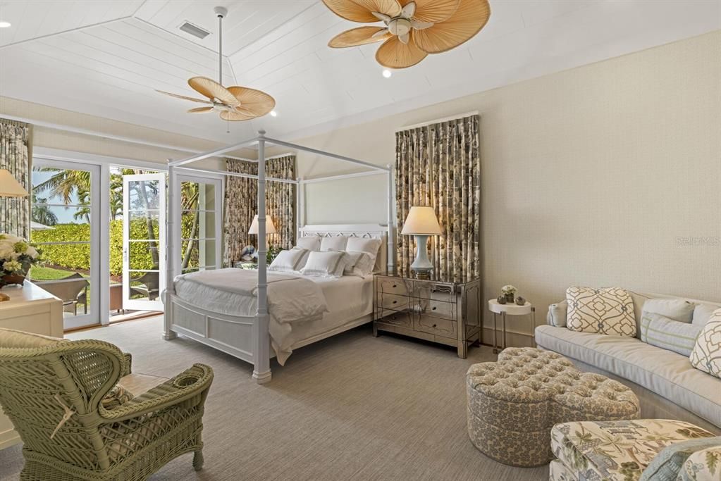 Bedroom, Interior, Recessed Lighting, Sun Room