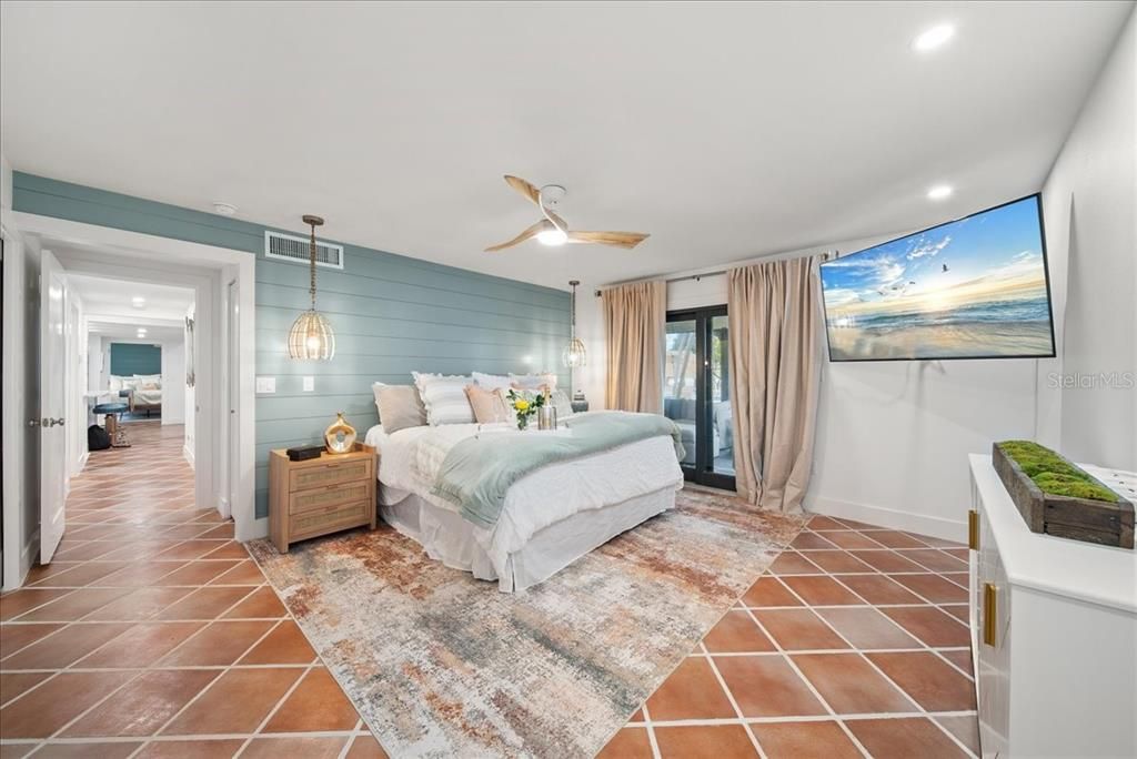 Bedroom, Interior, Pendant Lights, Recessed Lighting