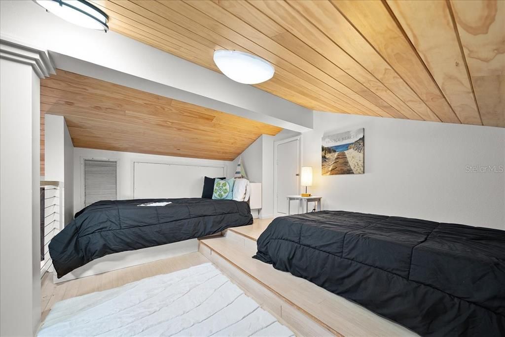 Bedroom, Interior, Wooden Ceilings, Wood Texture Flooring
