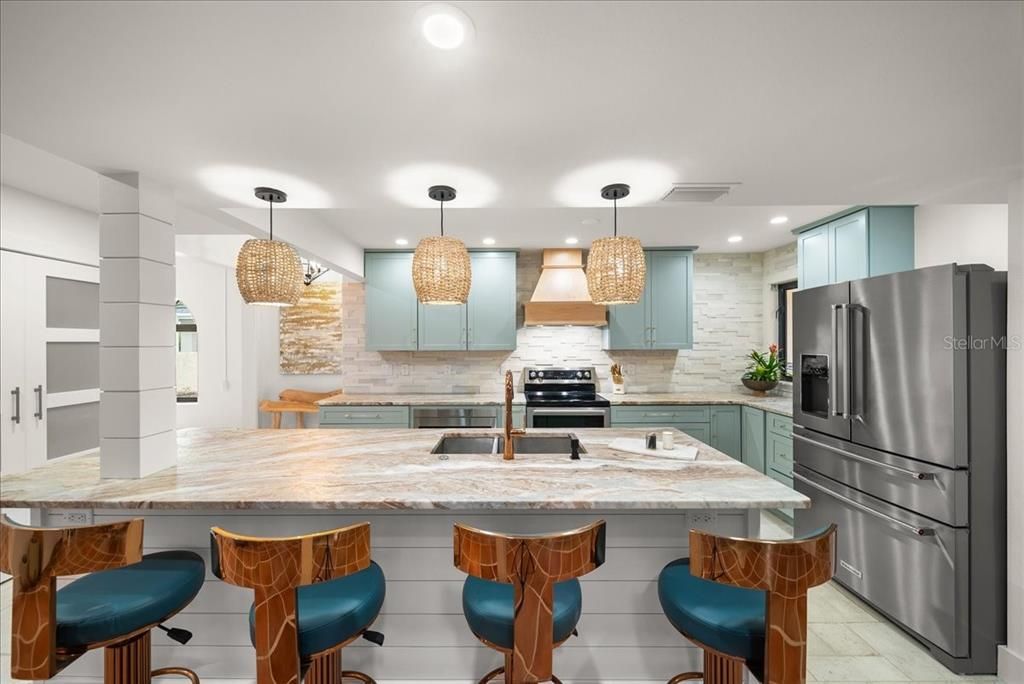 Interior, Kitchen, Pendant Lights, Recessed Lighting, Stainless Steel Appliances