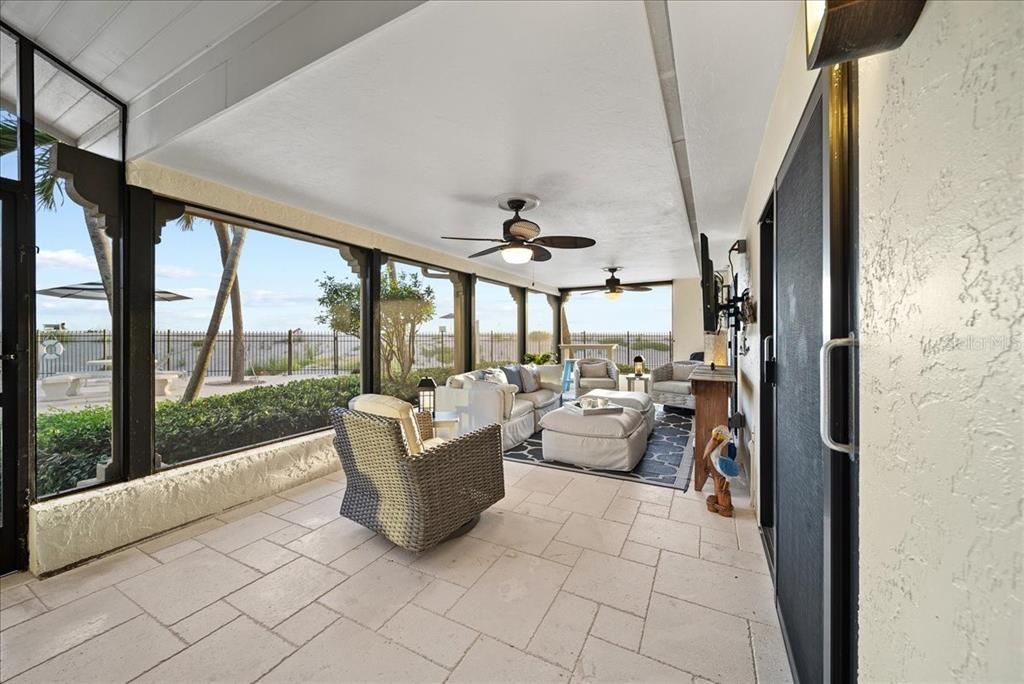 Interior, Living room, Sun Room, Water