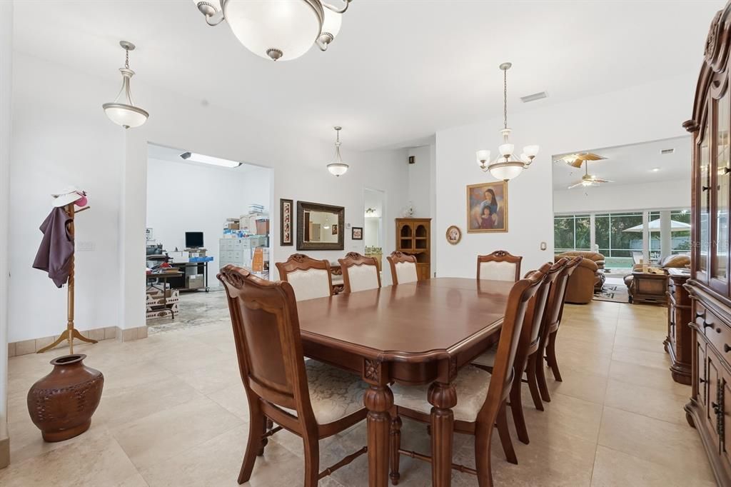 Chandelier, Dining room, Interior, Living room, Pendant Lights, Recessed Lighting