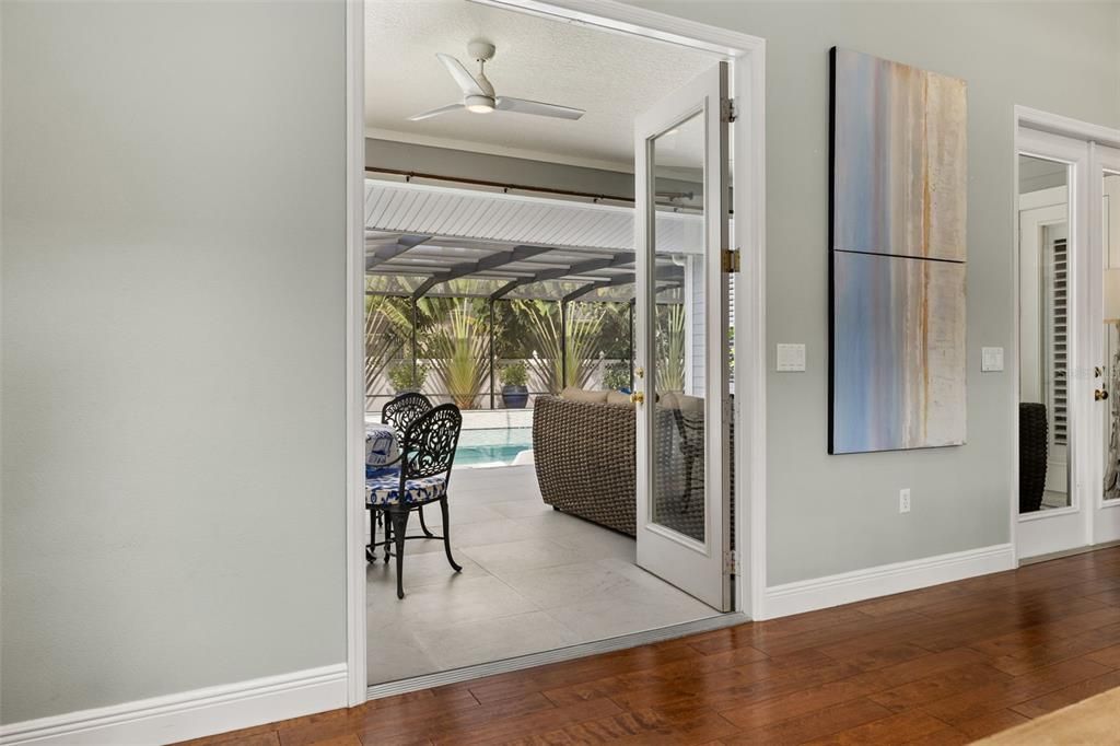 Interior, Sun Room, Wood Texture Flooring