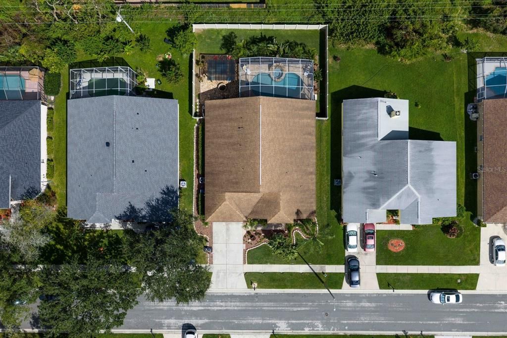 Exterior, Drone