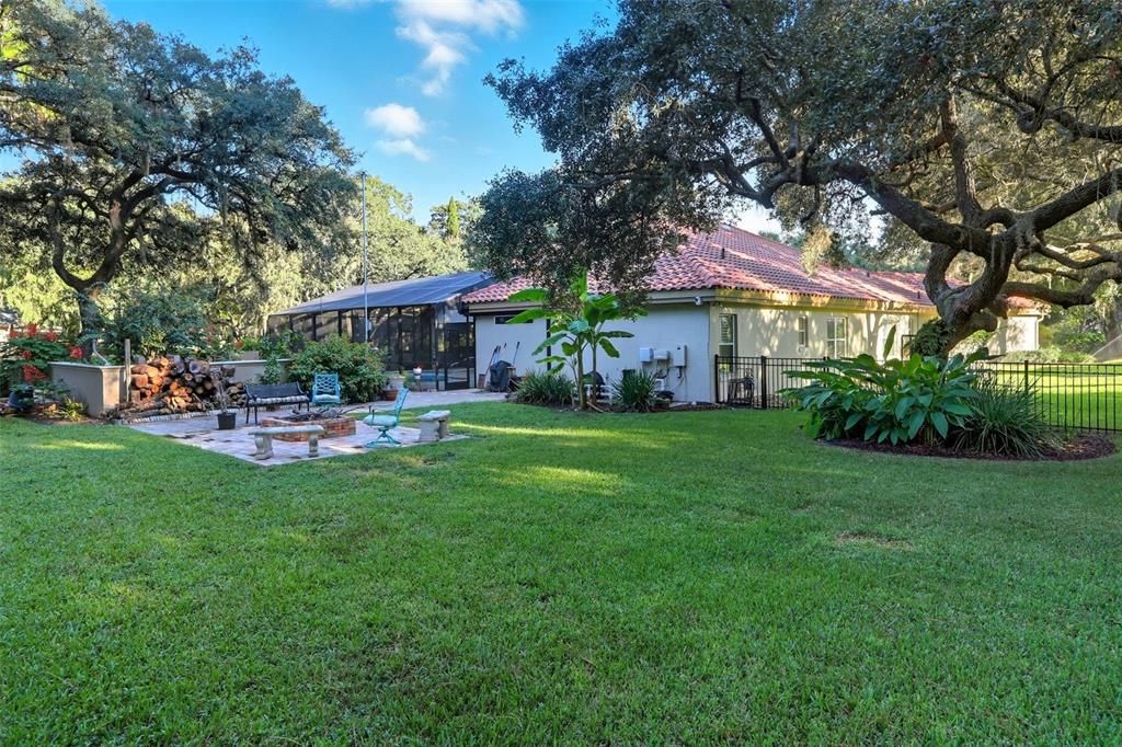 Backyard, Exterior