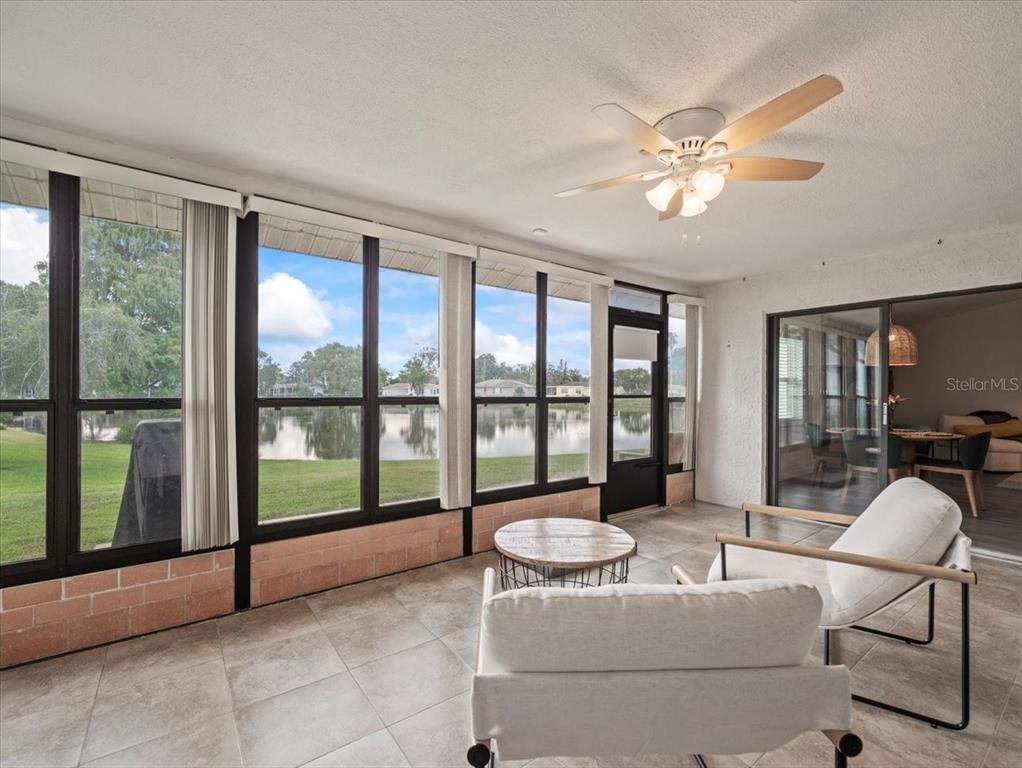 Interior, Sun Room, Water