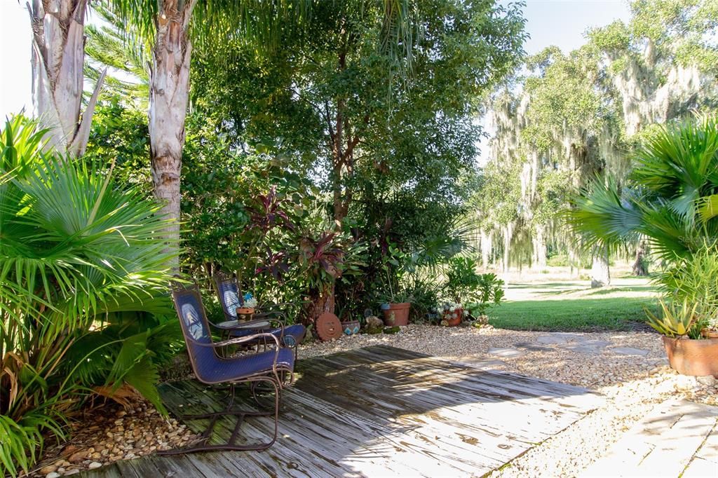 Backyard, Exterior