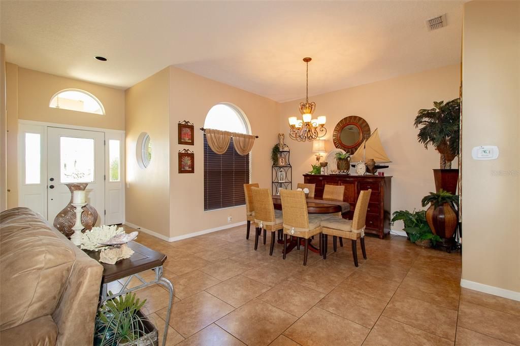 Chandelier, Dining room, Interior