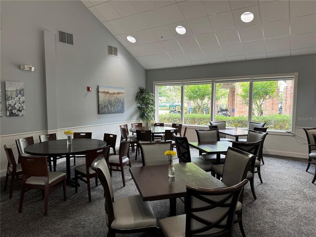 Dining room, Interior, Recessed Lighting