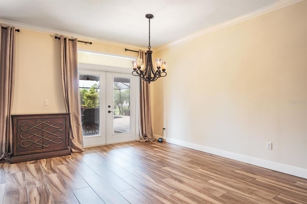 Chandelier, Empty room, Interior, Wood Texture Flooring
