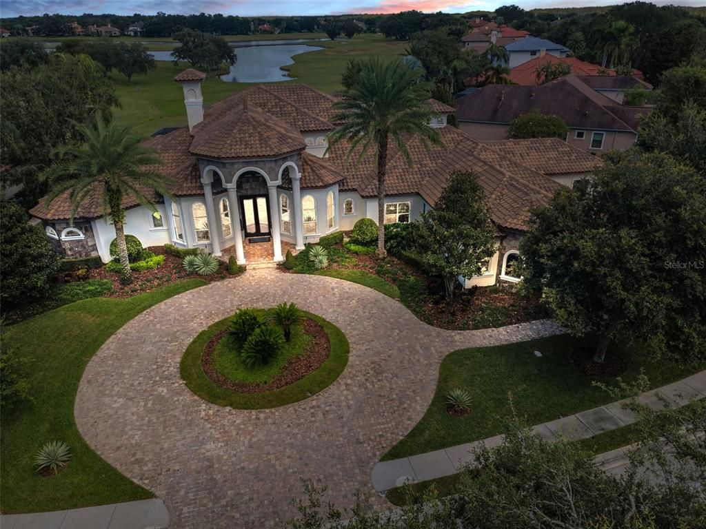 Exterior, Drone