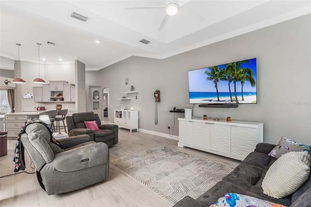 Dining room, Interior, Kitchen, Living room, Pendant Lights, Recessed Lighting, Wood Texture Flooring