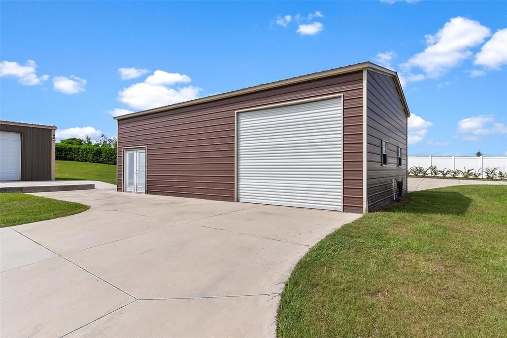 Detached Garage, Exterior