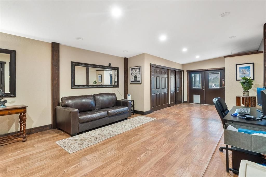 Home Office, Interior, Recessed Lighting, Wood Texture Flooring