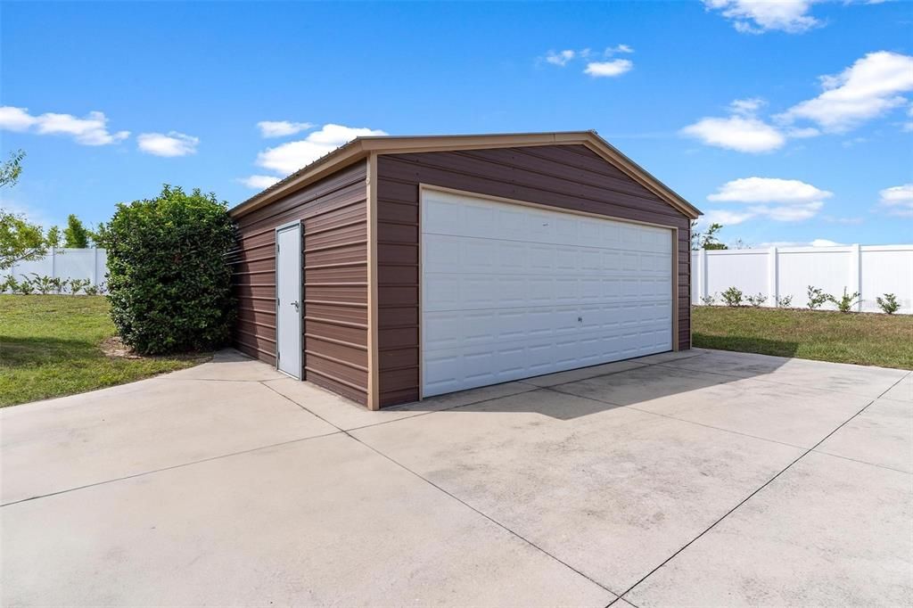 Detached Garage, Exterior